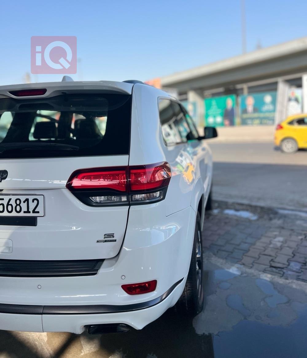 جيب جراند شيروكي